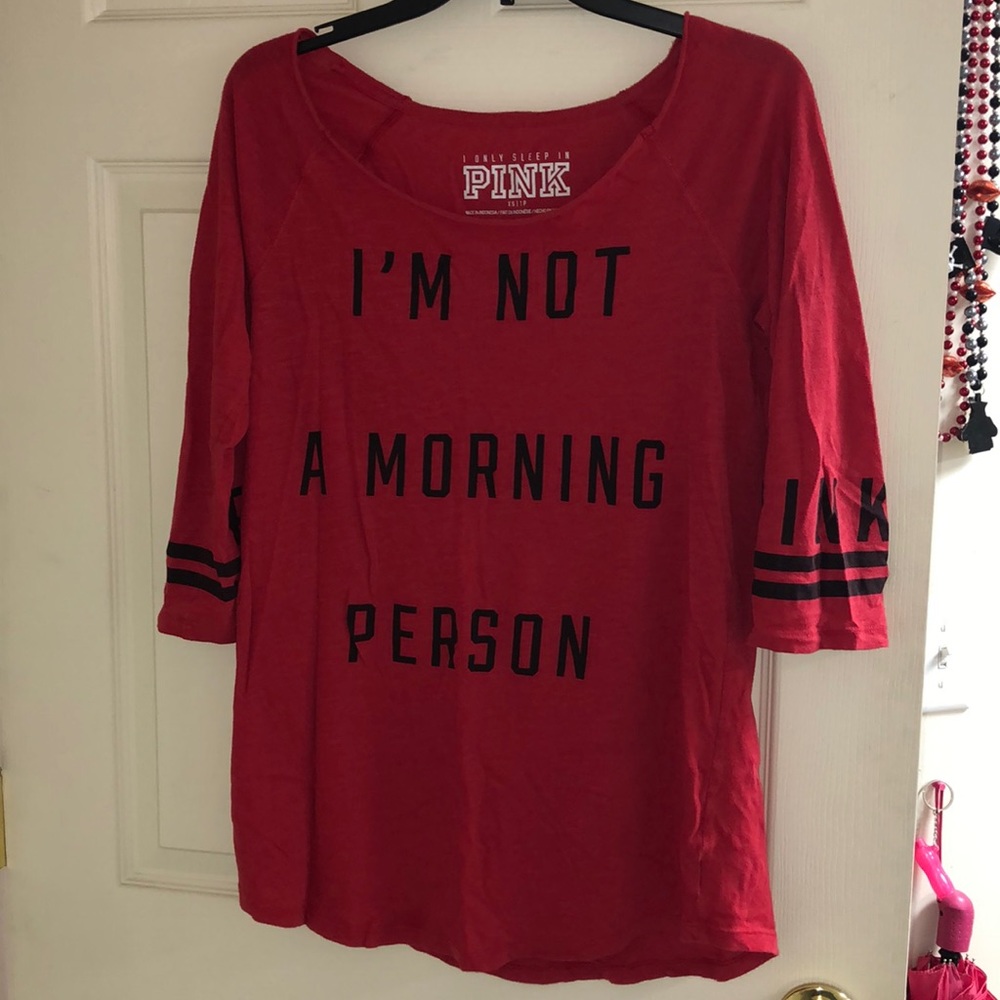 “I’m not a morning person” T-shirt !